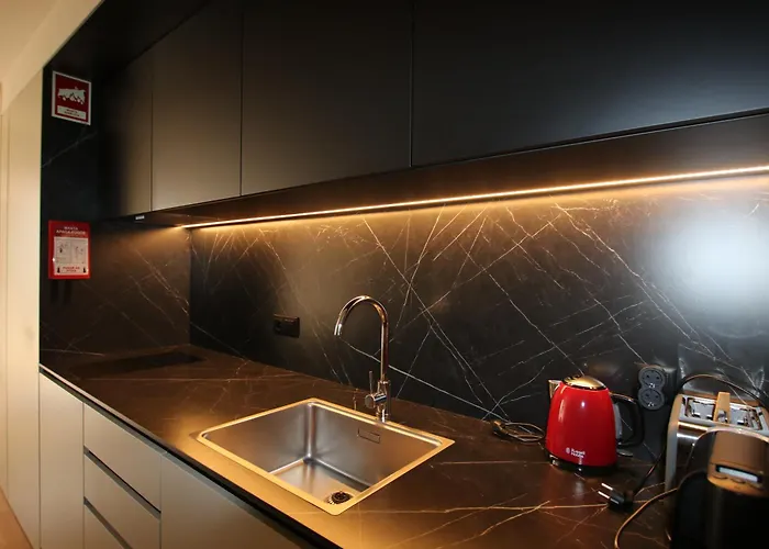 Historic Hideaway Apartment *